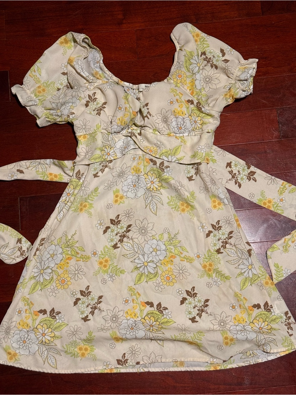 Creamy Beige 2000s Summer Dress Size S